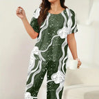 New women's pajama set, a two-piece set including a short-sleeved shirt and pants, comfortable pajamas for summer at home.