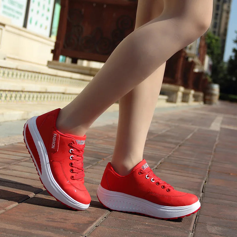 Women's Shoes Outdoor Casual Shoes Autumn Fashion Platform Vulcanized Shoes Flat Sole Walking Shoe Plus Size Lace-up Sneakers