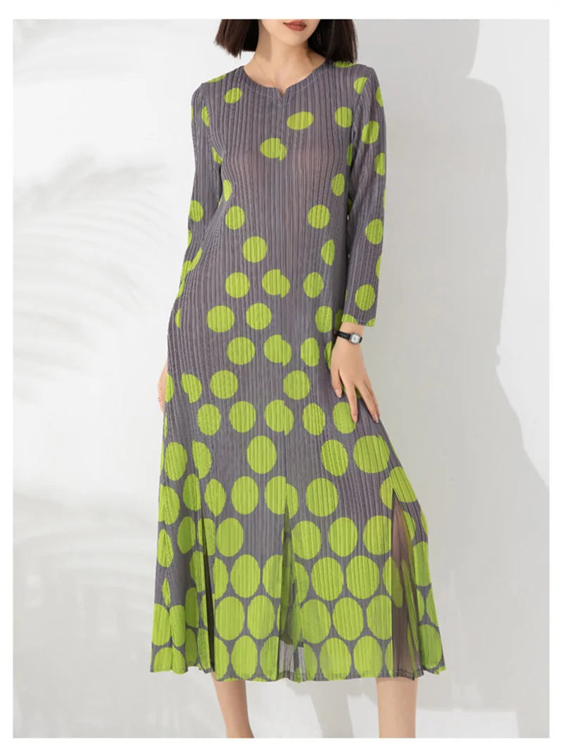 Long Dresses Womens Dresses Folding Dress Spring and Autumn Women's new High-end Design with Relaxed Temperament and Long Skirt