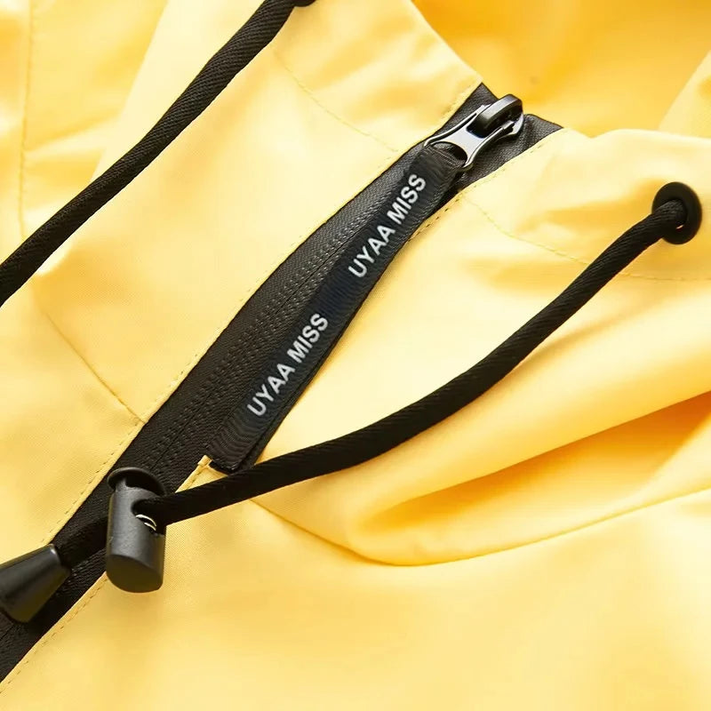 Fall 2025 Women's Casual Spor Loose Fit Stand Collar Long Sve Hooded Jaet Windbreaker Outerwear Polyester Fiber 00%