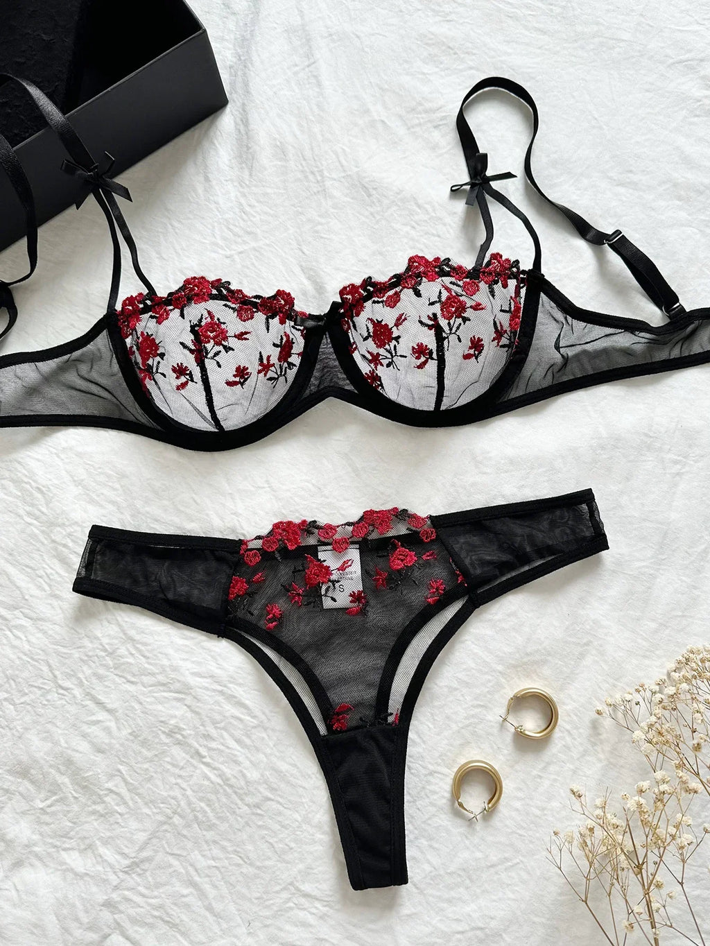 womens lingrie Night Beautiful Sexy Women 2 Piece floral Embroidery Underwear Erotic lingerie underwear Set conjuntos de mujer