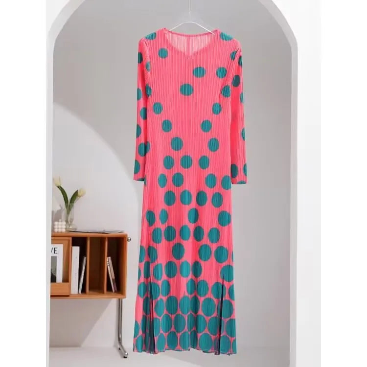 Long Dresses Womens Dresses Folding Dress Spring and Autumn Women's new High-end Design with Relaxed Temperament and Long Skirt