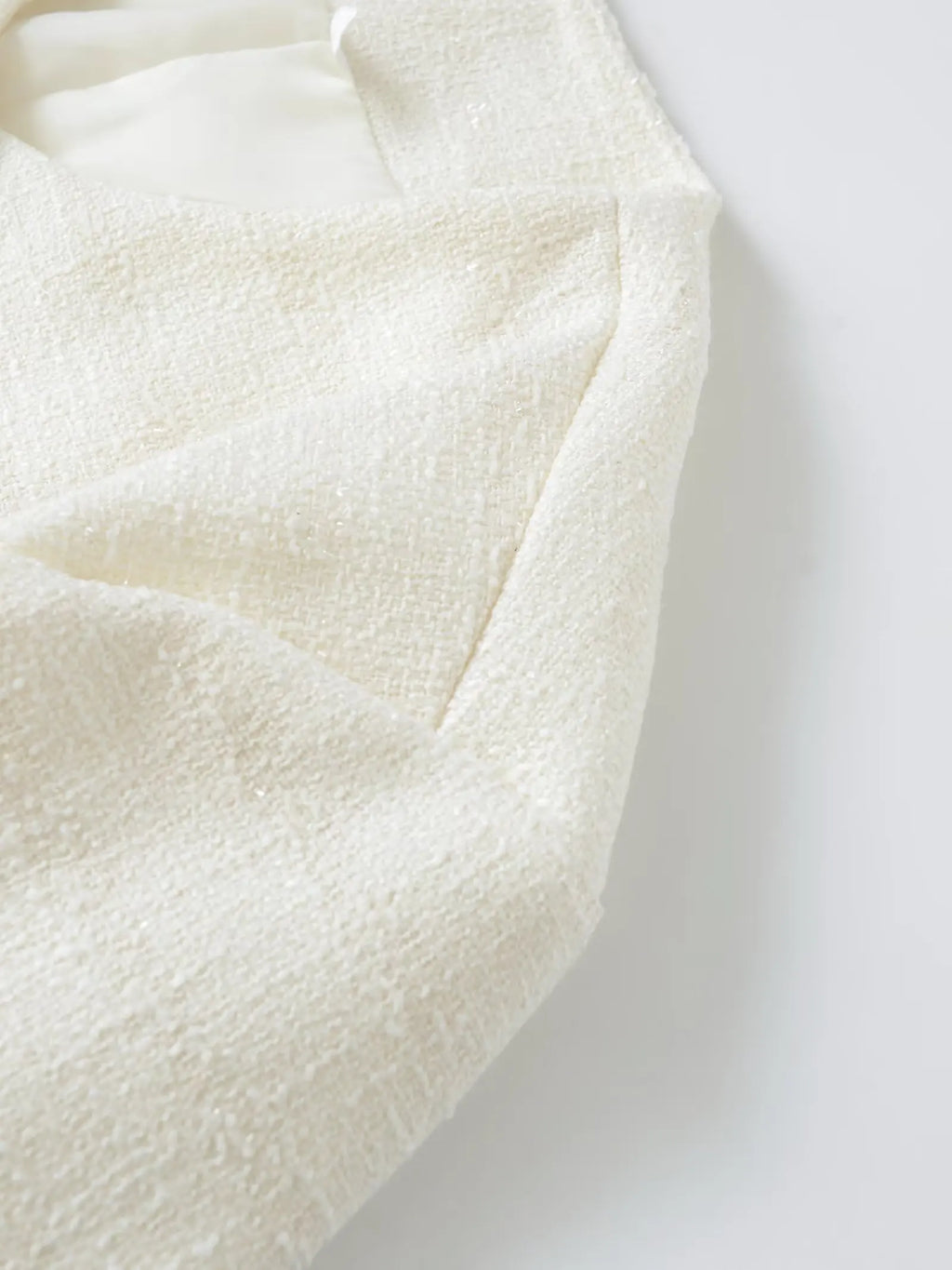 Women's Jacket Autumn New Style White Long Sleeve Button Decorative Short Jacket Aristocratic Style Personalized Fashion