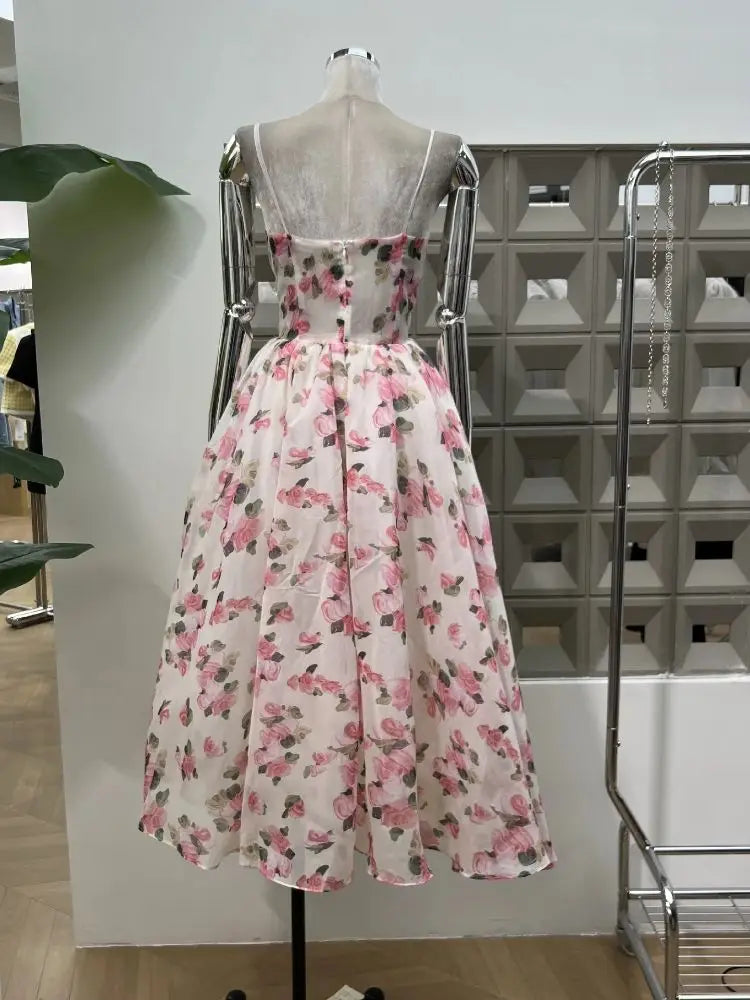 Summer New Women Retro Printed A-line Strap Dress With High Waist Wrinkled Long Dresses Beach Party Birthday Celebrity Gown