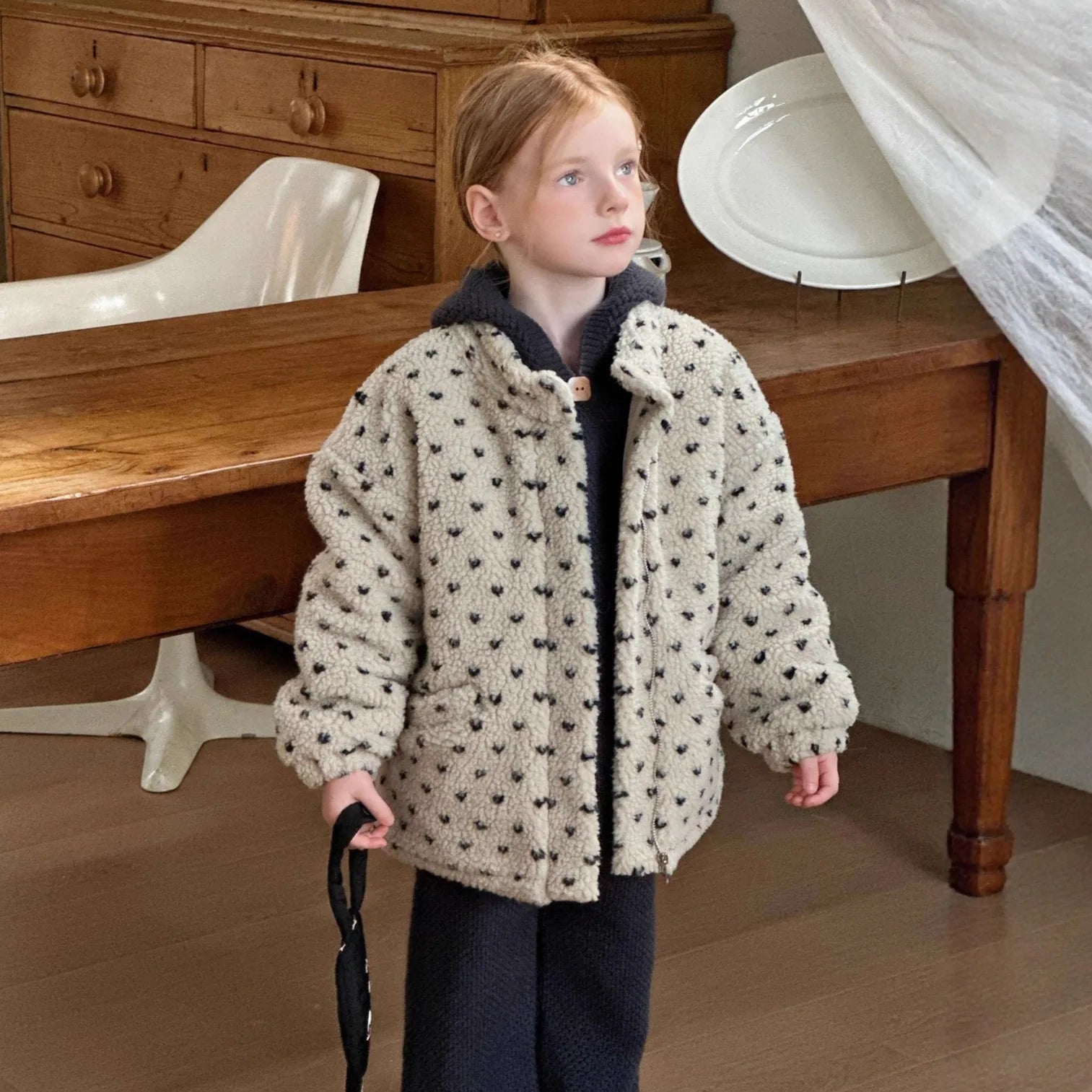 Girls Coat 2025 Winter New Thick Design Plush Stand Up Collar Jacket Daily Casual Versatile Temperament Warm and Comfortable