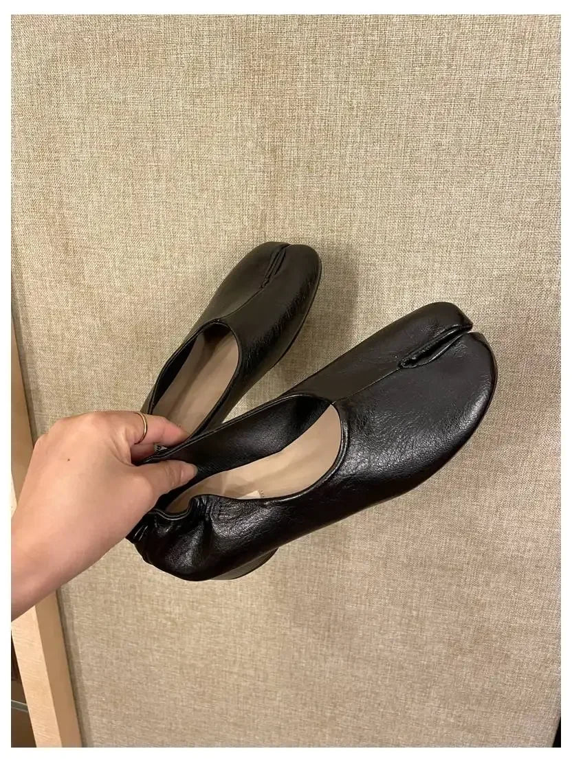 2025 Women Slip on Casual Loafers Chunky Heel Shoe Soft Moccasins Footwear New Fashion Split Toe Shoes Zapatos De Mujer