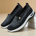 Shoes for women 2025 Spring Autumn hot casual shoes with soft soles lightweight single shoe for women breathable mother shoes