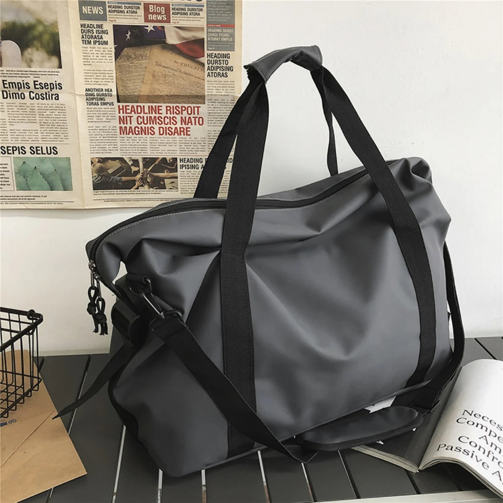 Handheld travel bag, large capacity sports and fitness bag