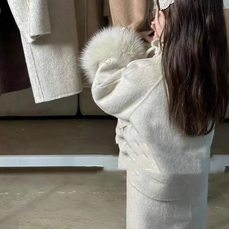 Girl's Set Made of Fabric with Cotton Clip Thickened Woolen Jacket and Dress New Fashion Trend for 2024 Winter Clothing