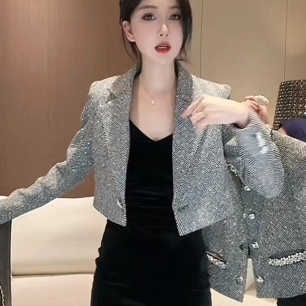 French Jacket Luxury High-end Bling Bling Coat Short Style Fragrant 2026 Spring Autumn Fashionable Long Sleeved Temperament Top