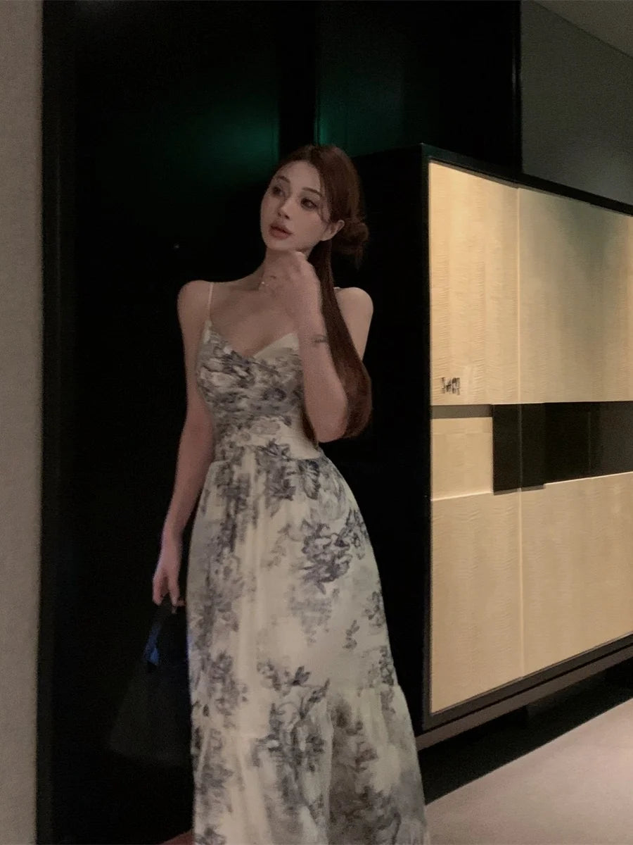 Retro Watercolor Painting Strap Dr Women's Summer New High-End Feeling Waist-Cinching Slimming Holiday Long Dr