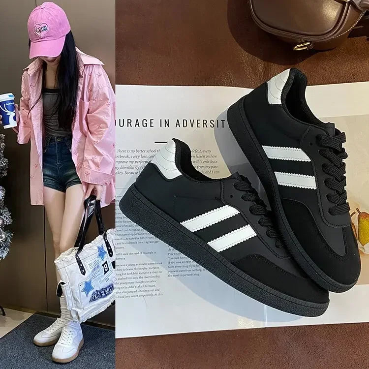 2025 Women Sports Shoes Fashion Casual Flats Vulcanize Shoes Ladies Outdoor Walking Sneakers Women Comfortable Classical Shoe