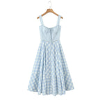 2025 summer new product women's clothing fashionable, fresh, sweet and elegant waist-hugging lace-up design suspender dress