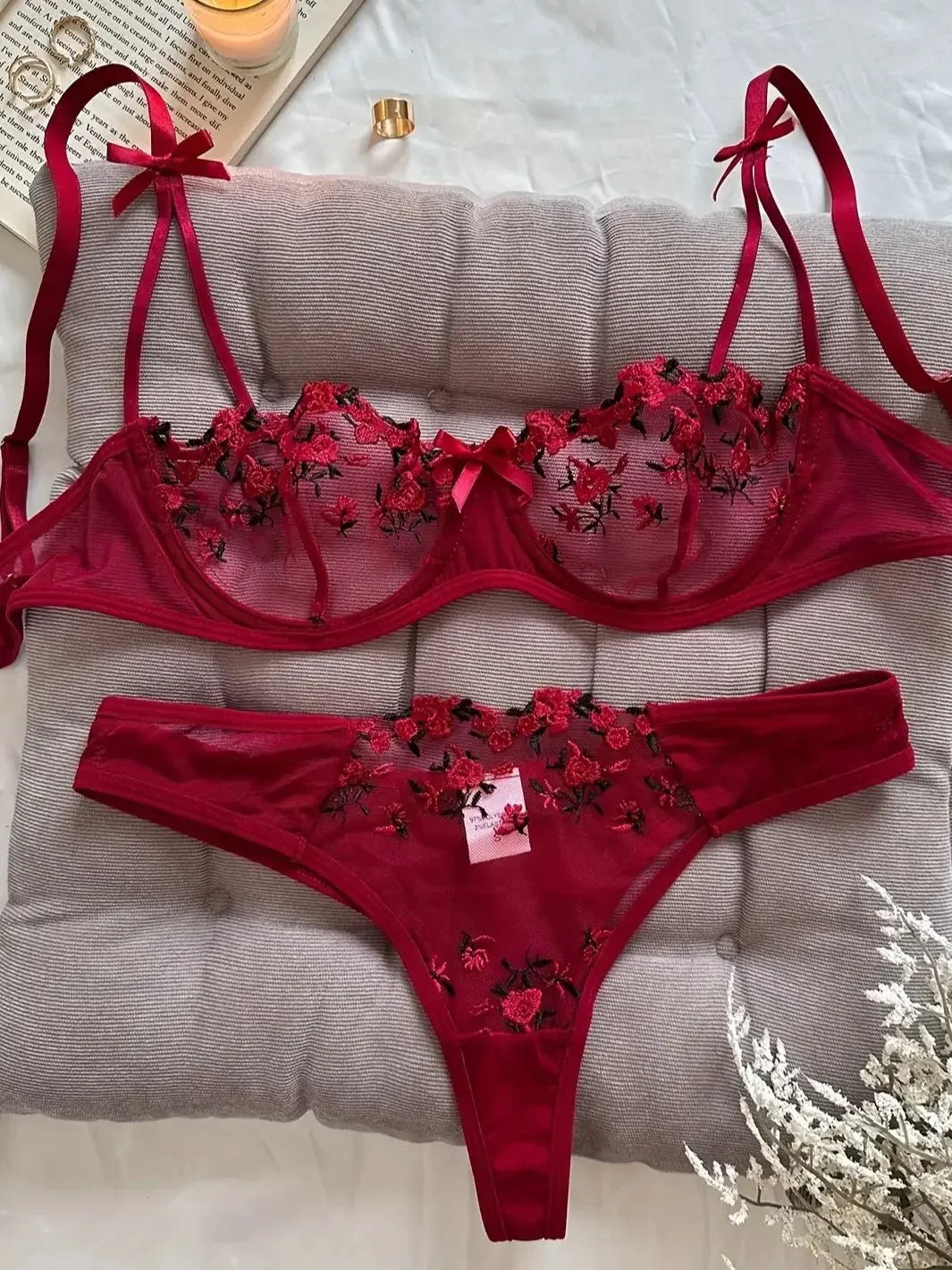 womens lingrie Night Beautiful Sexy Women 2 Piece floral Embroidery Underwear Erotic lingerie underwear Set conjuntos de mujer