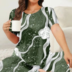 New women's pajama set, a two-piece set including a short-sleeved shirt and pants, comfortable pajamas for summer at home.