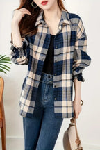 Ladies' fashionable checkered long sleeved jacket