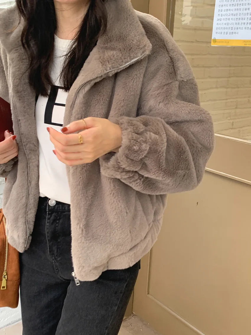 Women Autumn Winter Thicken Warm Coat Stand-Collar Loose Fur Plush Zipper Jacket Soft Comfortable Casual Simple Solid Outerwear