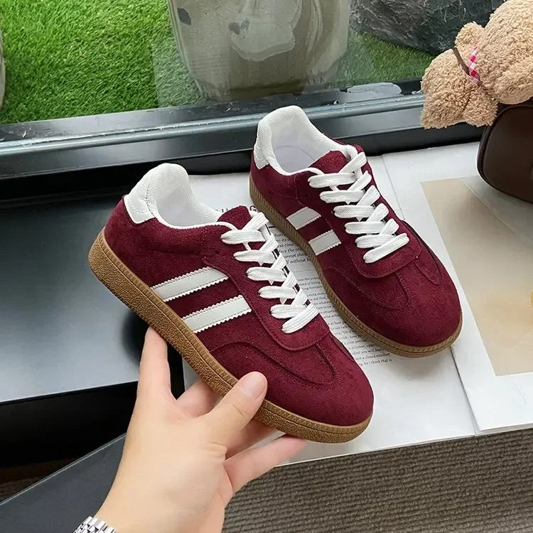 2025 Women Sports Shoes Fashion Casual Flats Vulcanize Shoes Ladies Outdoor Walking Sneakers Women Comfortable Classical Shoe