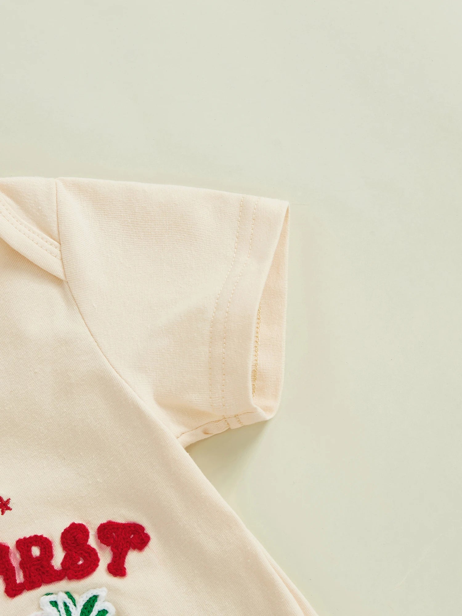 Baby Girl Mother's Day Letter Towel Embroidery Strawberry Pattern Short Sleeve Top Long Pants + Headwear Children's Clothing