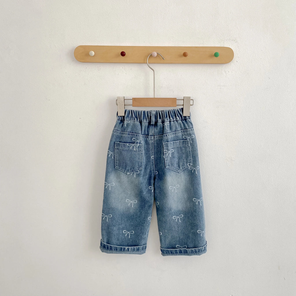 New autumn clothing for babies aged 0-3, with bow printed denim pants for baby girls, fashionable