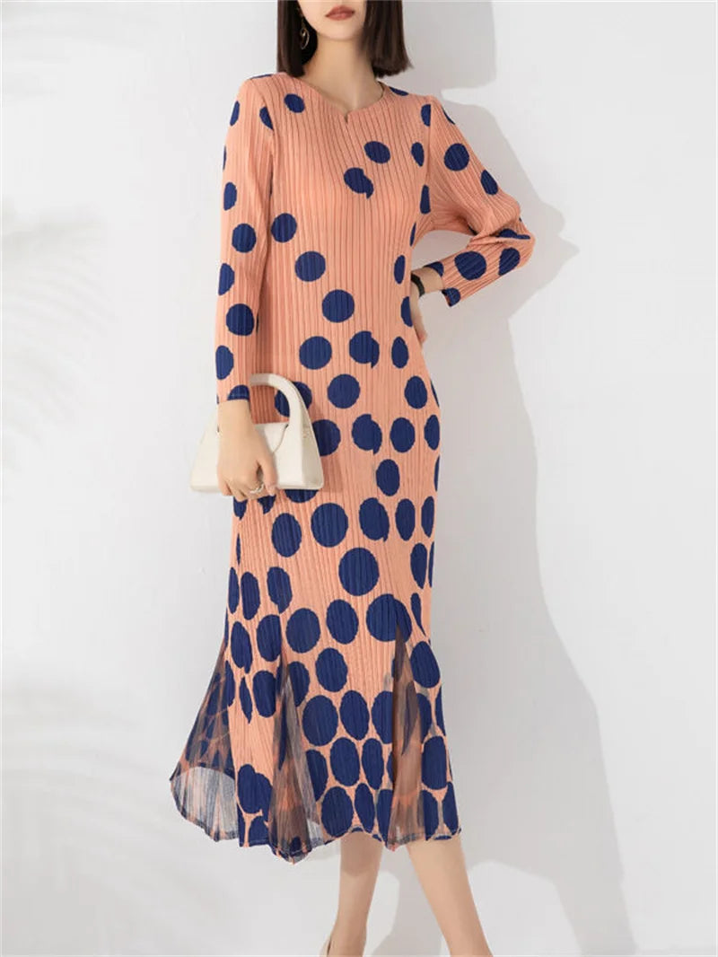 Long Dresses Womens Dresses Folding Dress Spring and Autumn Women's new High-end Design with Relaxed Temperament and Long Skirt