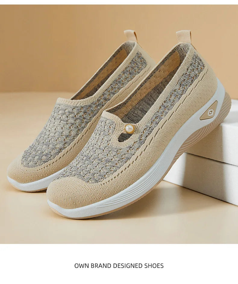 Shoes for women 2025 Spring Autumn hot casual shoes with soft soles lightweight single shoe for women breathable mother shoes