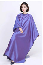 Custom Logo Water Repellent Adjustable Metal Button Hair Salon Work Hair Salon Hair Dressing Capes