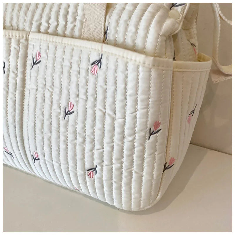 New High-capacity Mummy Bag Embroidered Bear Mother and Baby Handbag Baby Bottle Diaper Portable Baby Stroller Bag