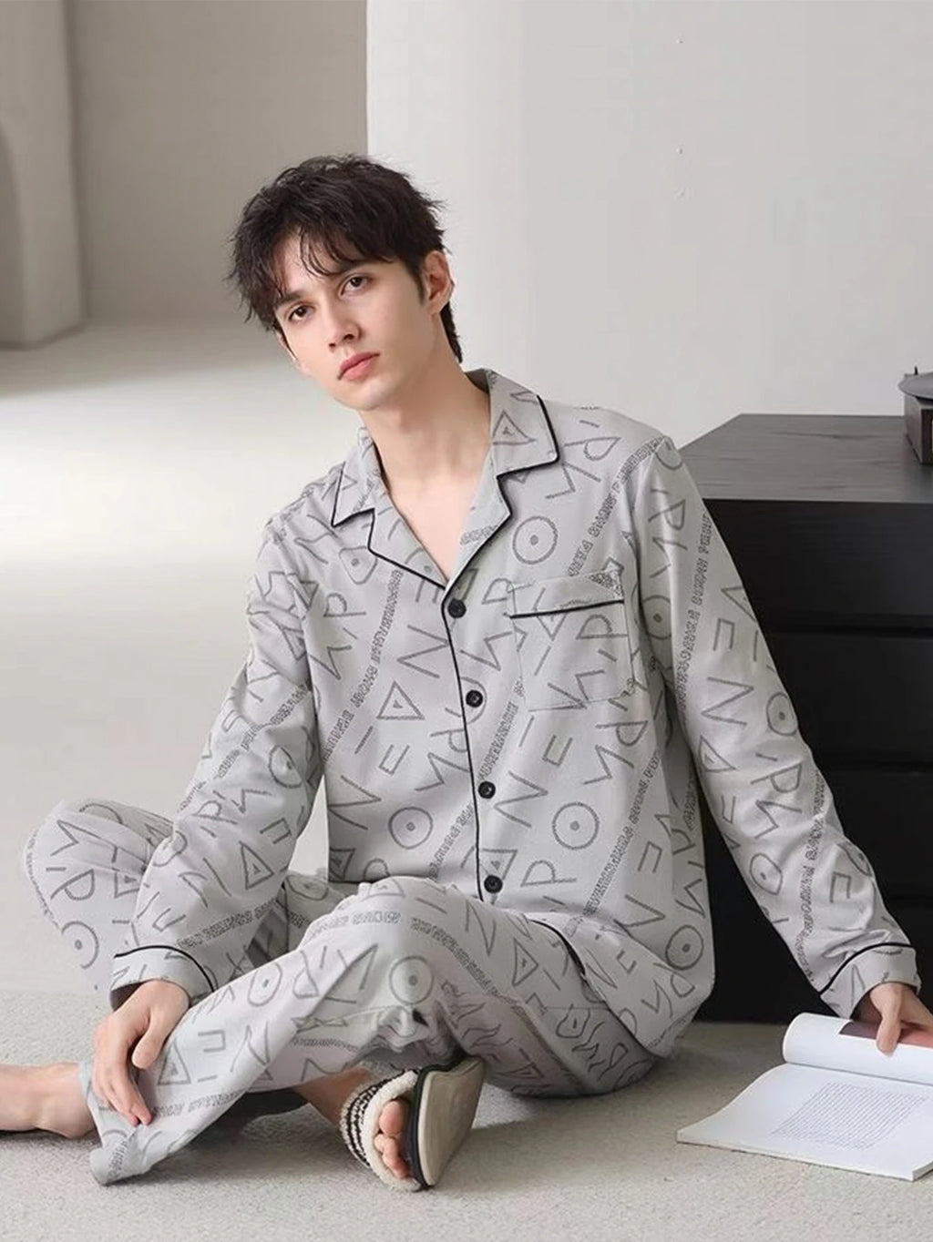 Men's Pajamas Can Be Worn Outside in Spring and Autumn, Cardigan Long-Sleeved New Casual Home Wear Men's Autumn and Winter Suits
