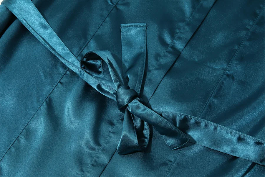 Sexy Sleepwear Men Robes Bathrobes Soft Silky Short Sleeve Nightgown Mens Homewear Dressing Gown Male Pajamas (No shorts)