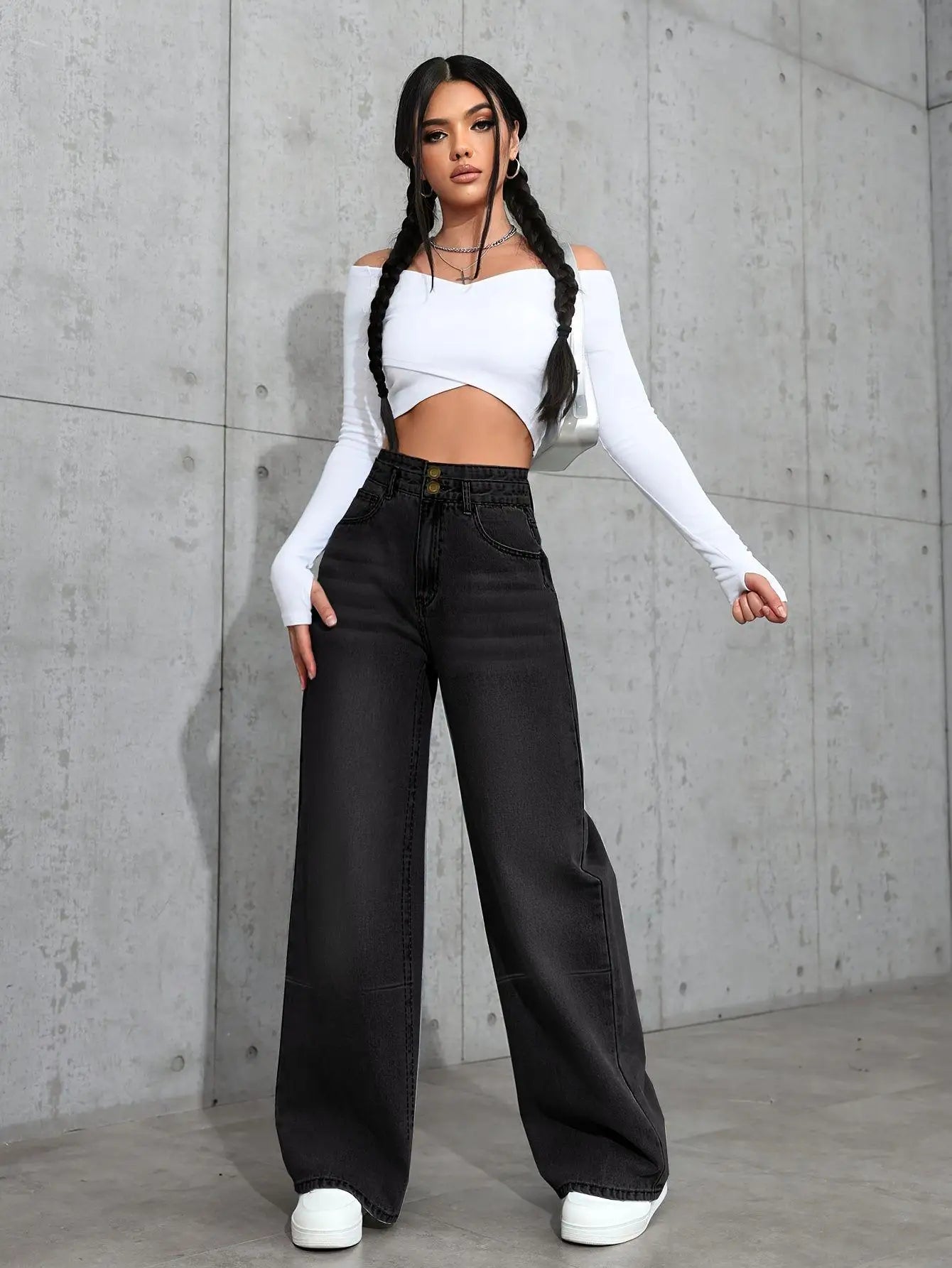 Women's straight jeans