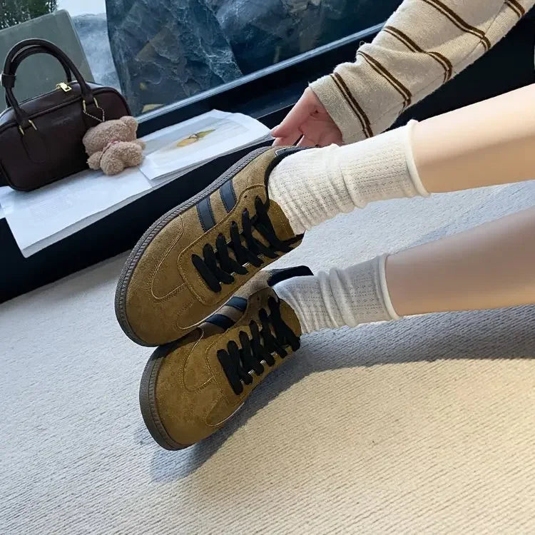 2025 Women Sports Shoes Fashion Casual Flats Vulcanize Shoes Ladies Outdoor Walking Sneakers Women Comfortable Classical Shoe