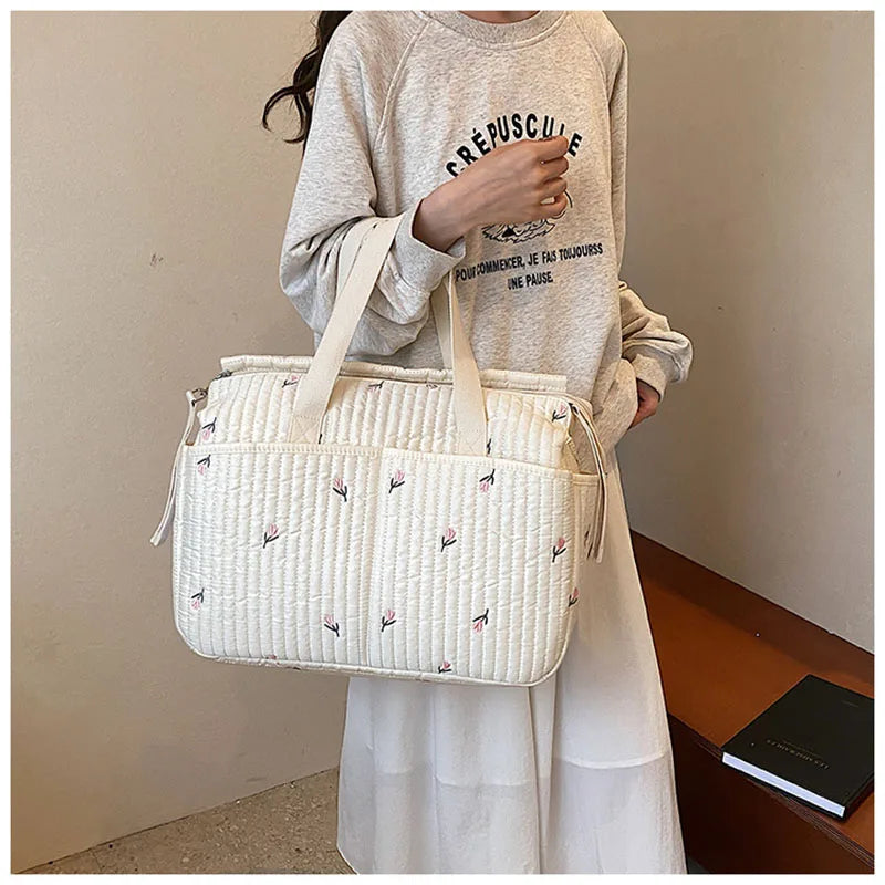 New High-capacity Mummy Bag Embroidered Bear Mother and Baby Handbag Baby Bottle Diaper Portable Baby Stroller Bag